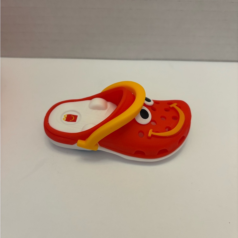 McDonald's Happy Meal Mini Crocs Keychain #5 - Picture 5 of 10